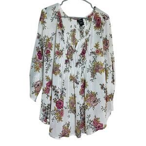 Torrid White Pink Floral Long Sleeve Blouse Top Tunic Pleated Relaxed Size 2